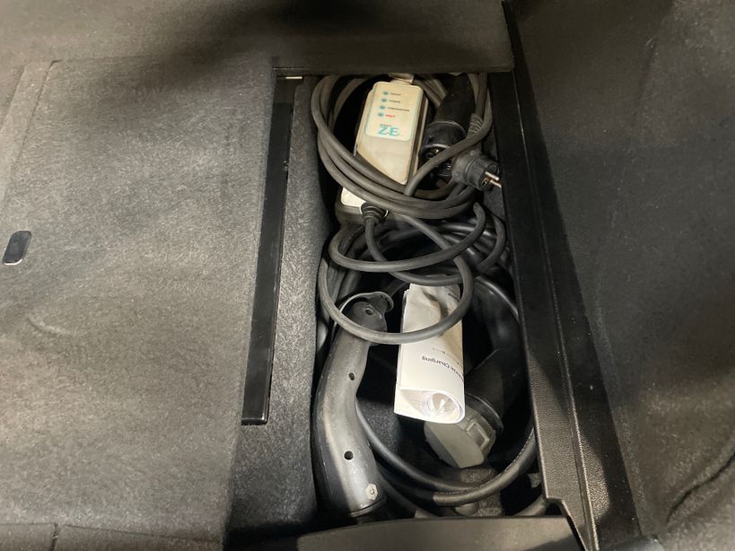 RENAULT MEGANE IV BERLINE 2021 - Photo n°52