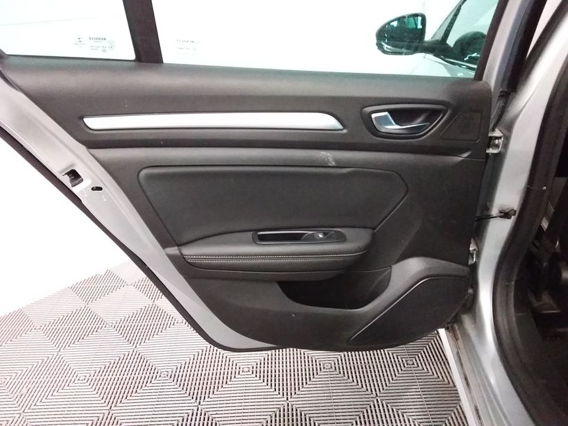RENAULT MEGANE IV ESTATE 2021 - Photo n°34