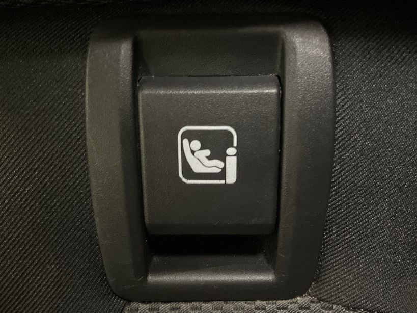 RENAULT MEGANE IV BERLINE 2023 - Photo n°42