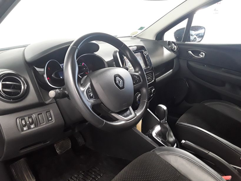 RENAULT CLIO IV ESTATE 2018 - Photo n°29