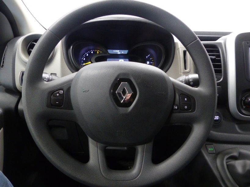 RENAULT TRAFIC III COMBI 2016 - Photo n°18