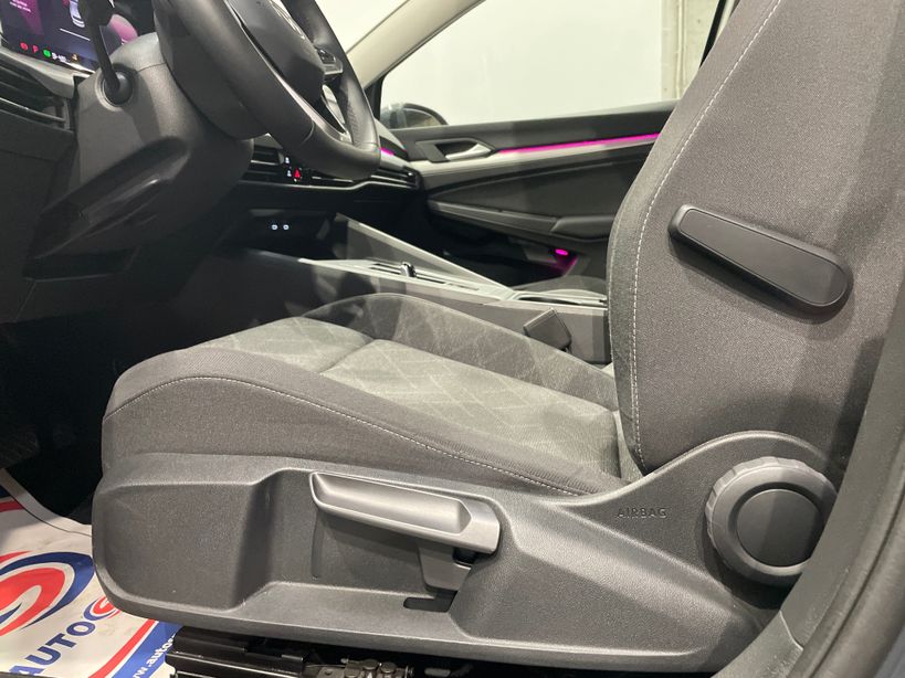 VOLKSWAGEN GOLF 2023 - Photo n°37