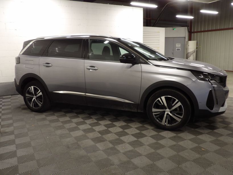 PEUGEOT 5008 2023 - Photo n°5