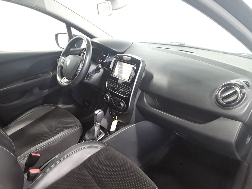 RENAULT CLIO IV ESTATE 2018 - Photo n°8