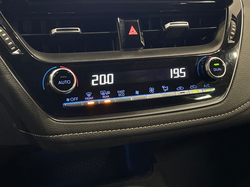 TOYOTA COROLLA HYBRIDE MY21 2022 - Photo n°17