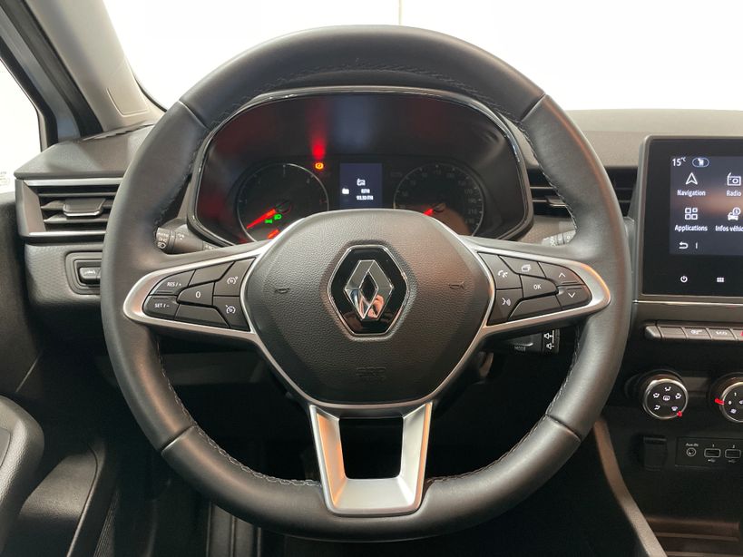 RENAULT CLIO V 2021 - Photo n°16