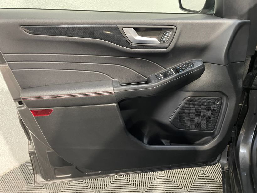 FORD KUGA 2022 - Photo n°37