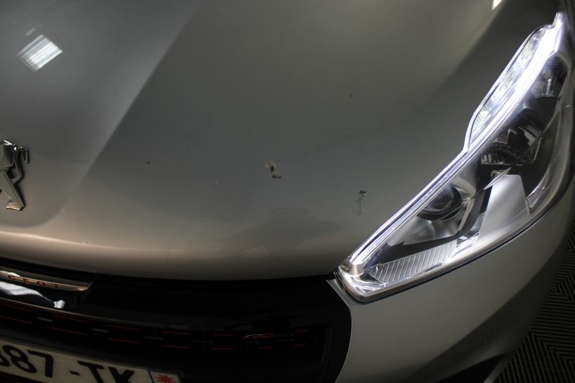 PEUGEOT 208 2018 - Photo n°5
