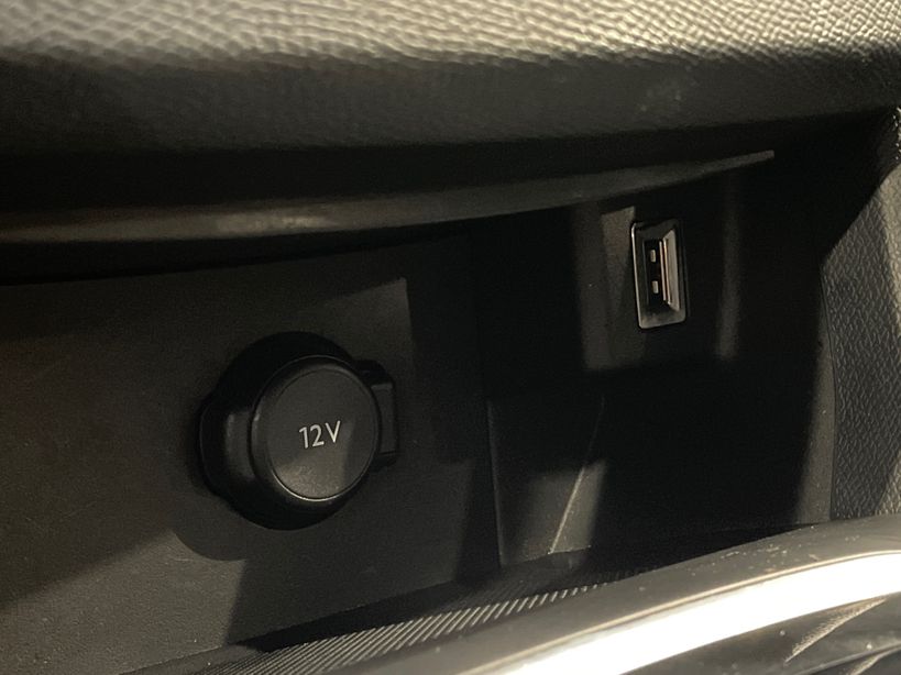 PEUGEOT 308 2021 - Photo n°19