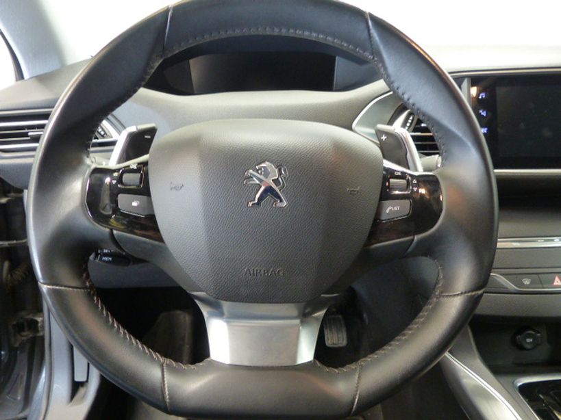 PEUGEOT 308 BUSINESS 2021 - Photo n°17