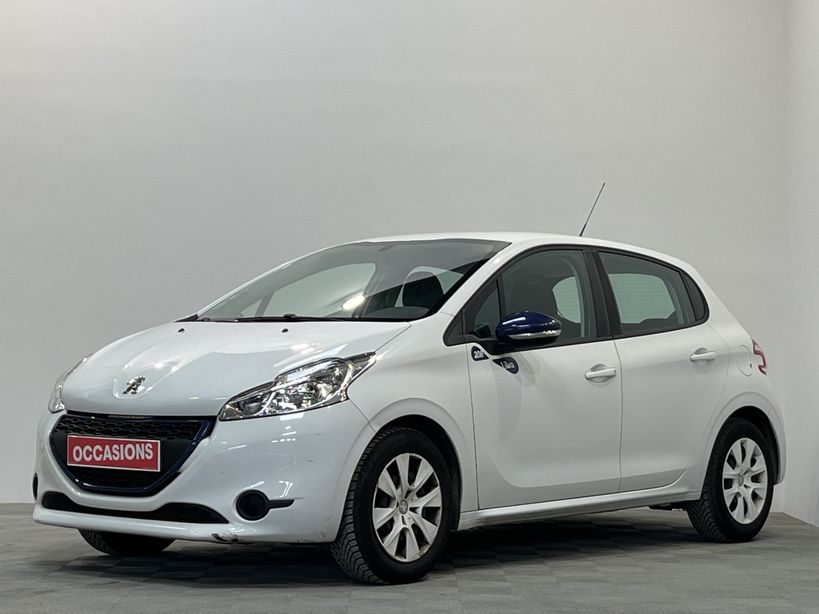 PEUGEOT 208 2015 - Photo n°1