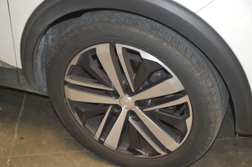 PEUGEOT 5008 2018 - Photo n°4