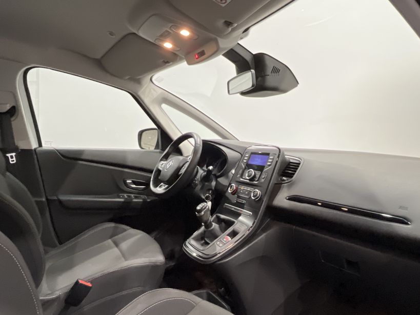 RENAULT SCENIC IV 2018 - Photo n°19