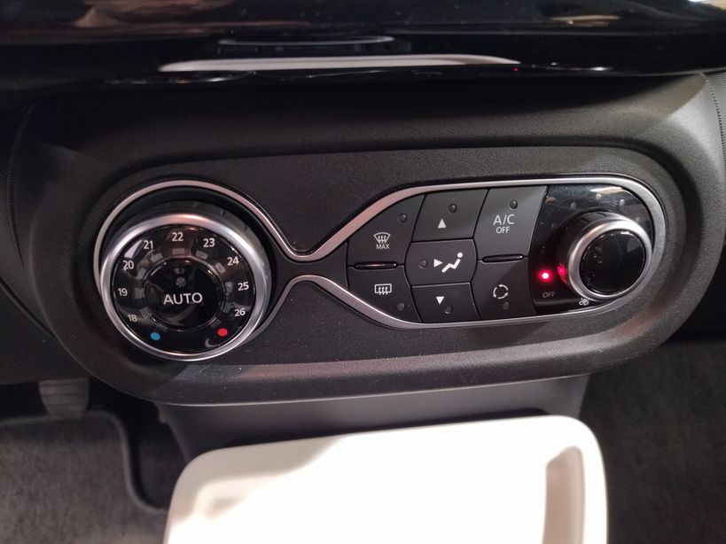 RENAULT TWINGO III 2019 - Photo n°14