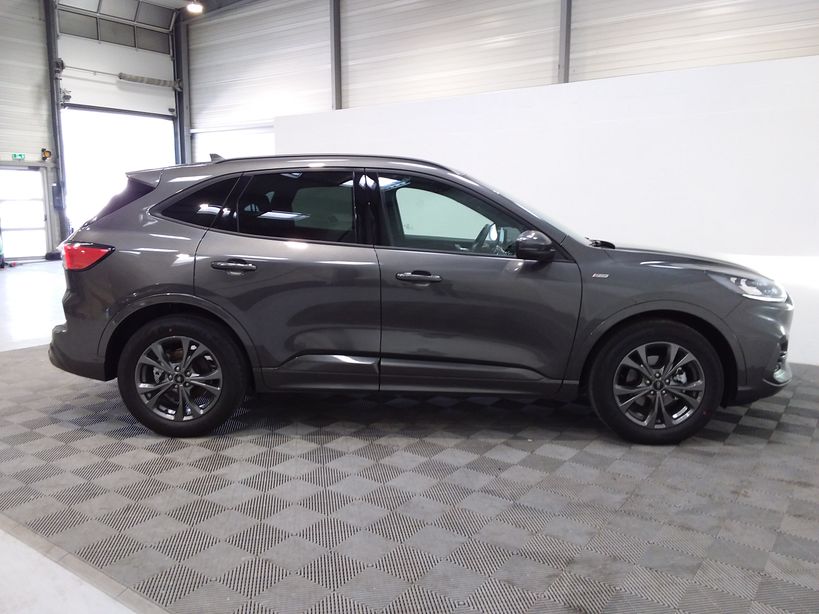 FORD KUGA 2022 - Photo n°8