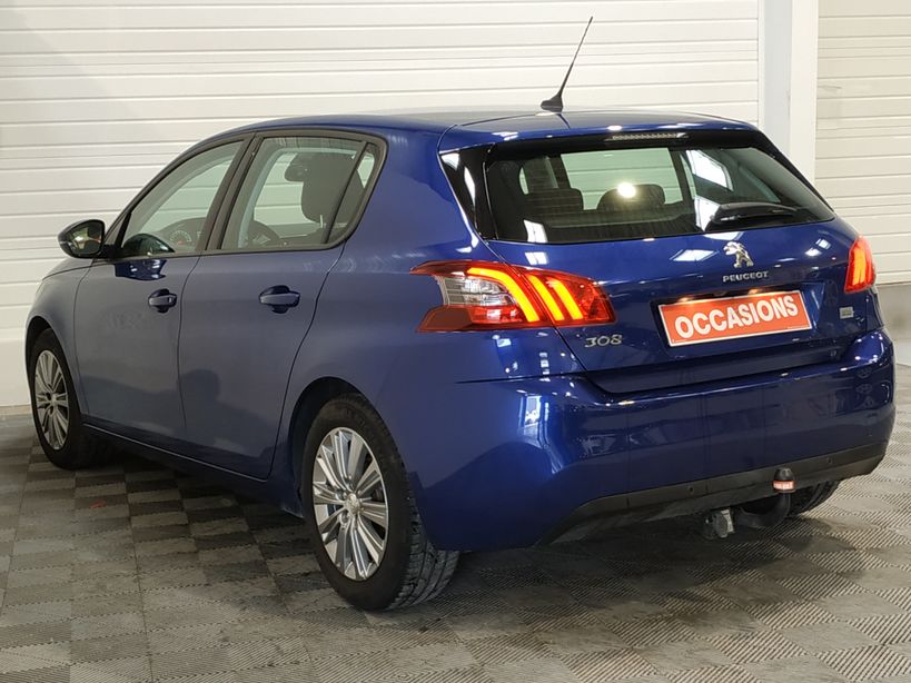 PEUGEOT 308 2019 - Photo n°8