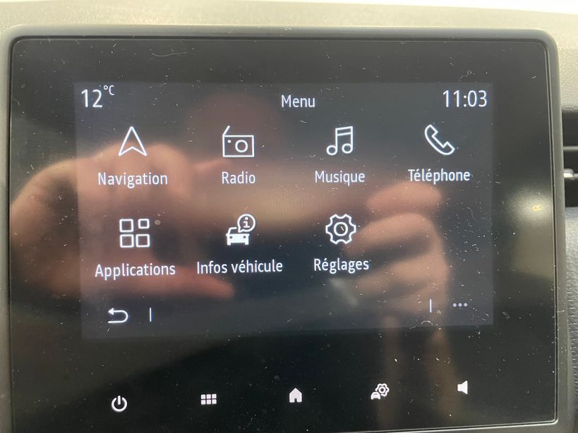 RENAULT CLIO V 2021 - Photo n°17