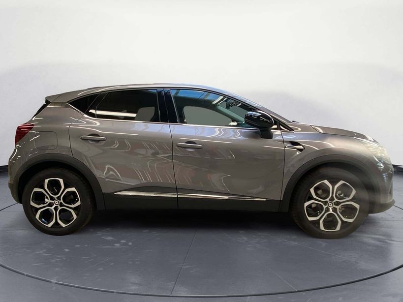 RENAULT CAPTUR 2023 - Photo n°11