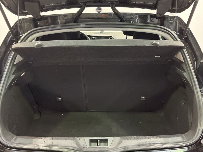 RENAULT MEGANE IV BERLINE BUSINESS 2020 - Photo n°22