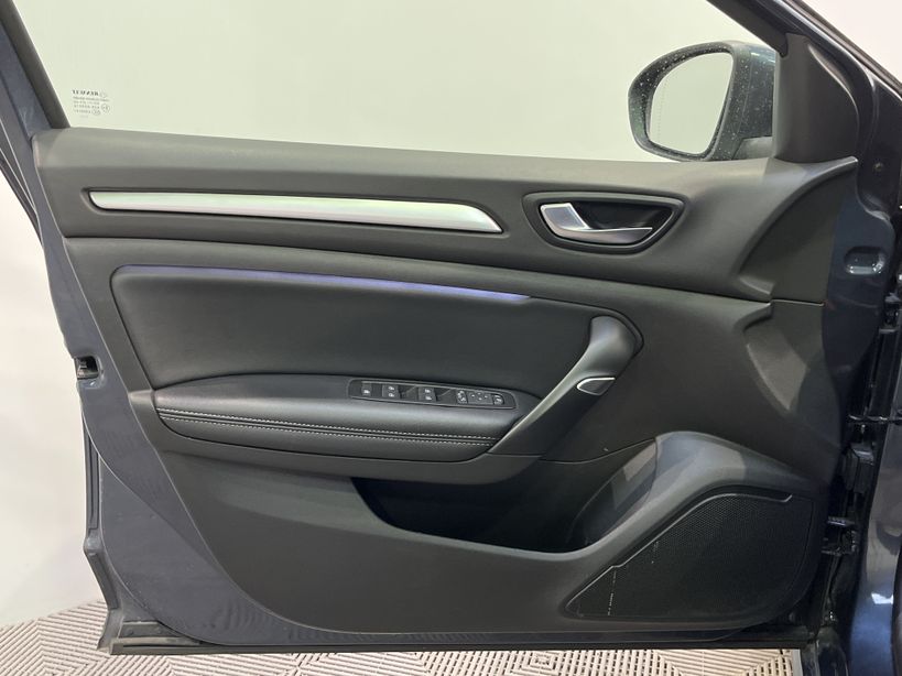 RENAULT MEGANE IV ESTATE 2021 - Photo n°32