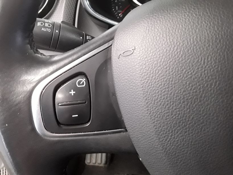 RENAULT CLIO IV 2018 - Photo n°24