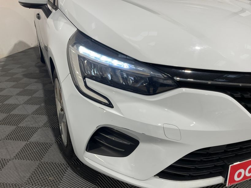 RENAULT CLIO V 2021 - Photo n°4