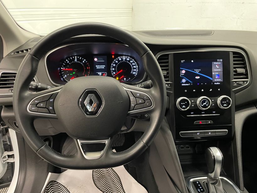 RENAULT MEGANE IV BERLINE 2021 - Photo n°14