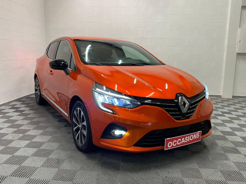 RENAULT CLIO V 2023 - Photo n°3