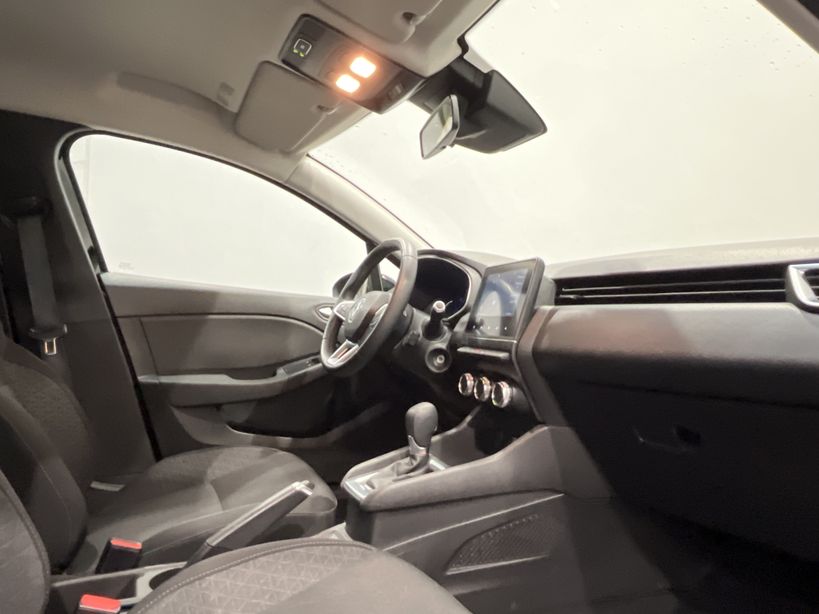 RENAULT CLIO V 2021 - Photo n°21