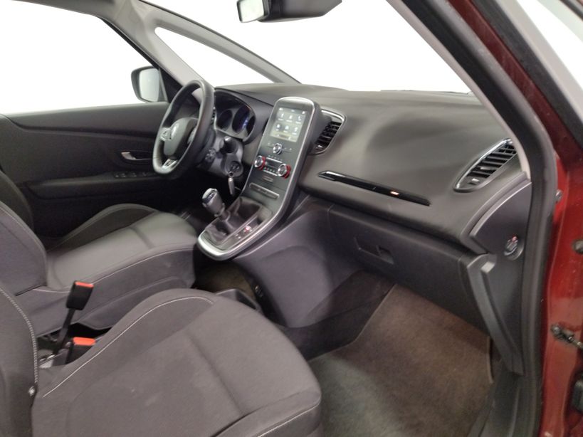 RENAULT GRAND SCENIC IV 2019 - Photo n°8