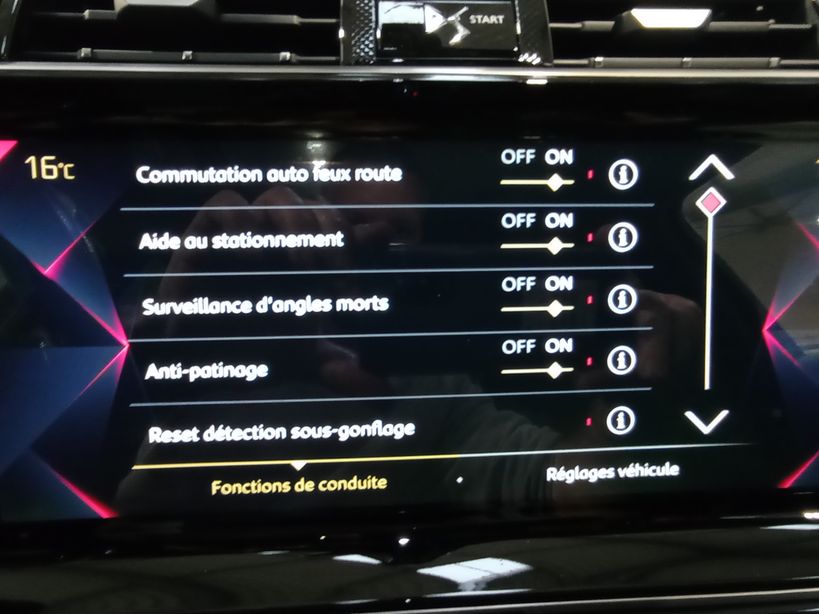 DS DS7 CROSSBACK 2019 - Photo n°19