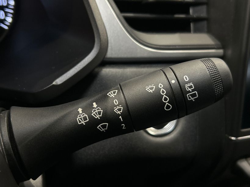 RENAULT CAPTUR 2021 - Photo n°26