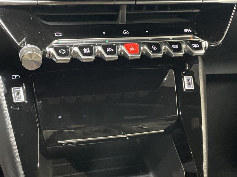 PEUGEOT 208 2024 - Photo n°17