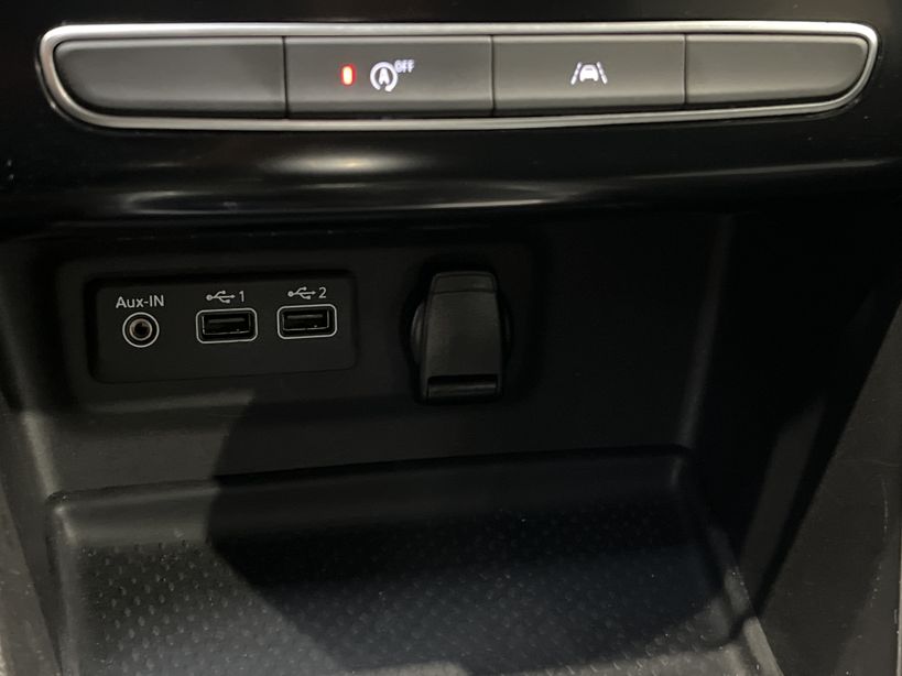 RENAULT MEGANE IV ESTATE 2022 - Photo n°17