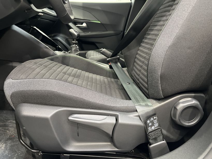 PEUGEOT 2008 2024 - Photo n°35