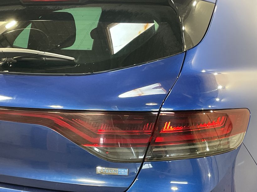 RENAULT MEGANE IV BERLINE 2021 - Photo n°8