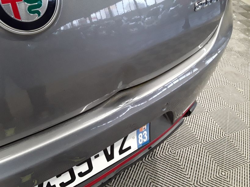 ALFA ROMEO GIULIETTA SERIE 2 2018 - Photo n°8