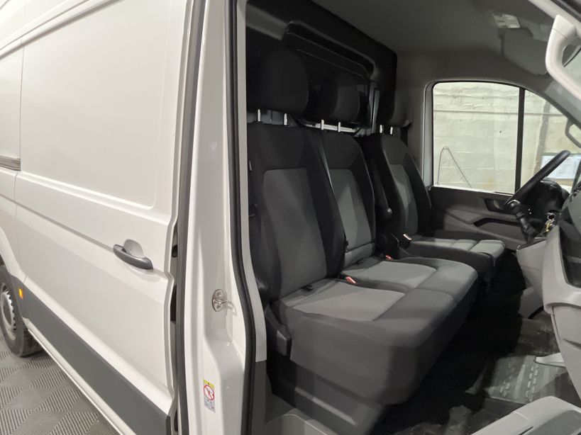 VOLKSWAGEN CRAFTER VAN 2019 - Photo n°10