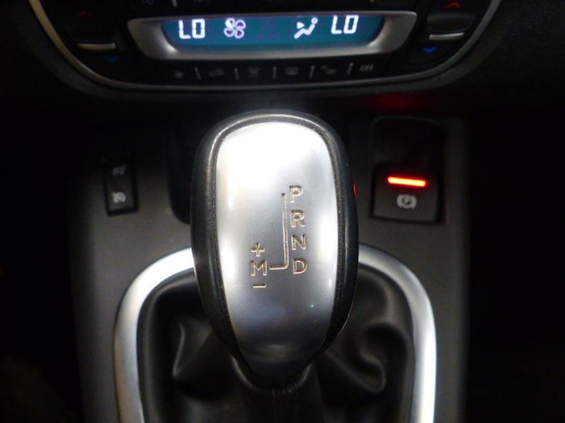 RENAULT SCENIC III 2016 - Photo n°16