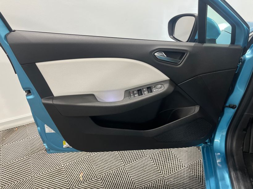 RENAULT CLIO V 2021 - Photo n°34