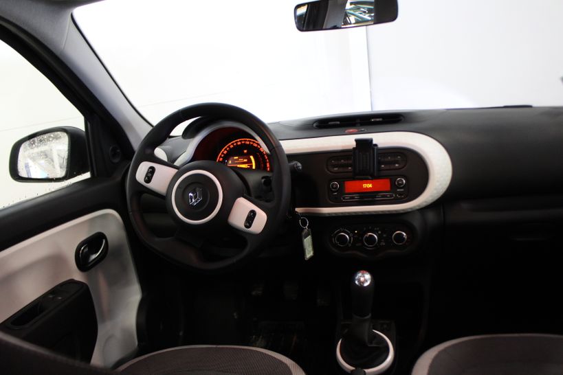 RENAULT TWINGO III 2019 - Photo n°8