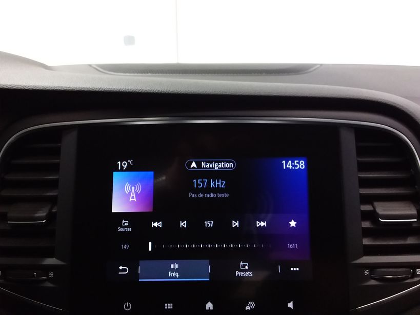 RENAULT MEGANE IV BERLINE 2021 - Photo n°17