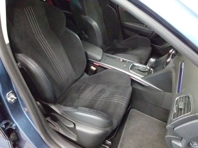 RENAULT MEGANE IV ESTATE 2016 - Photo n°8