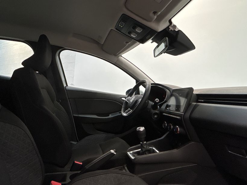 RENAULT CLIO V 2021 - Photo n°19