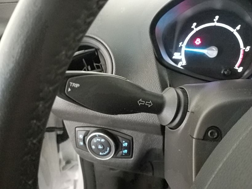 FORD TRANSIT COURIER FOURGON 2021 - Photo n°28