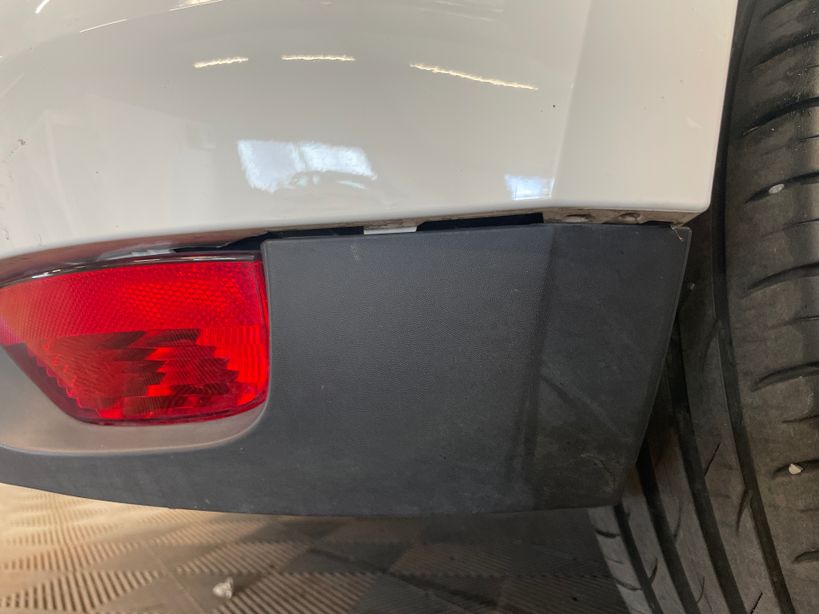 RENAULT MEGANE IV BERLINE 2021 - Photo n°8
