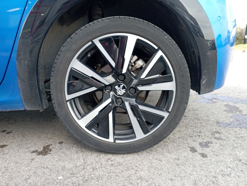 PEUGEOT 208 2021 - Photo n°36