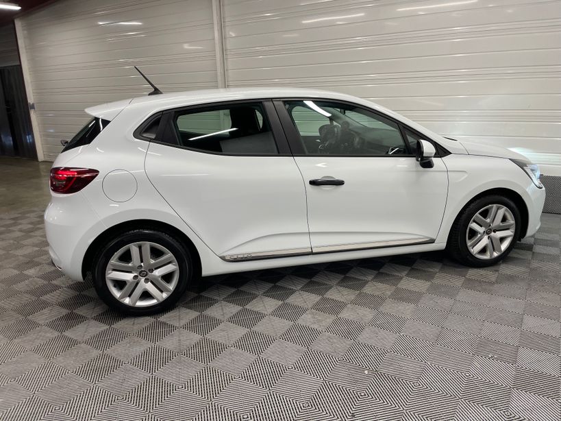 RENAULT CLIO V 2021 - Photo n°5
