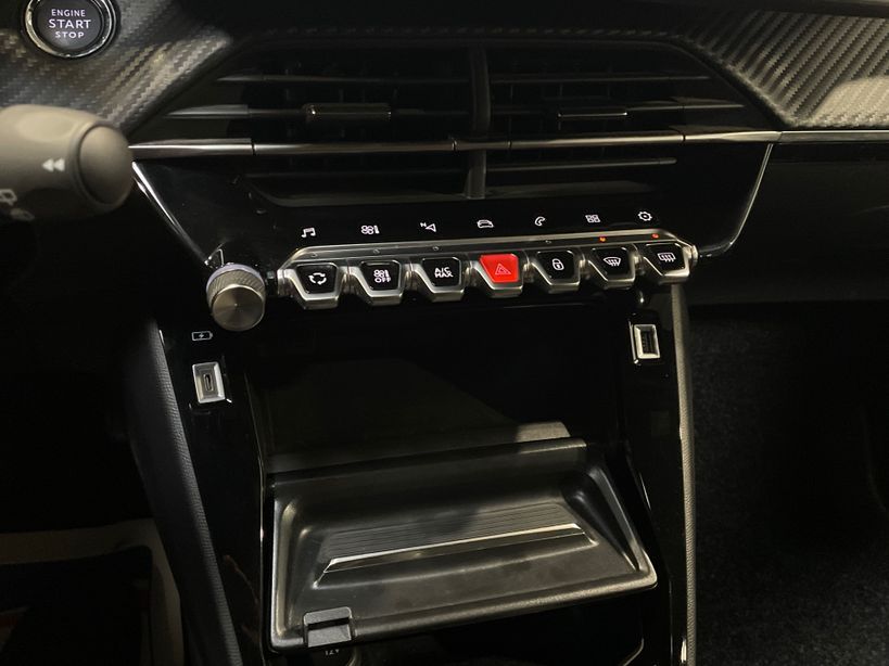 PEUGEOT 2008 2023 - Photo n°18