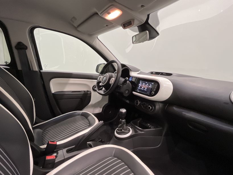 RENAULT TWINGO III 2021 - Photo n°19
